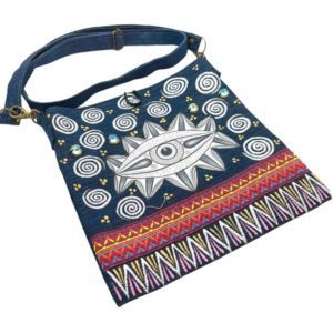 Bolsa “Cross Body” de mezclilla con OJO pintada a mano