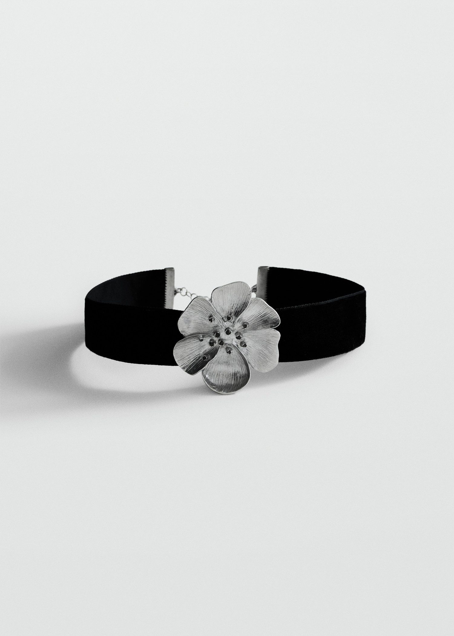 Collar choker flor cristales