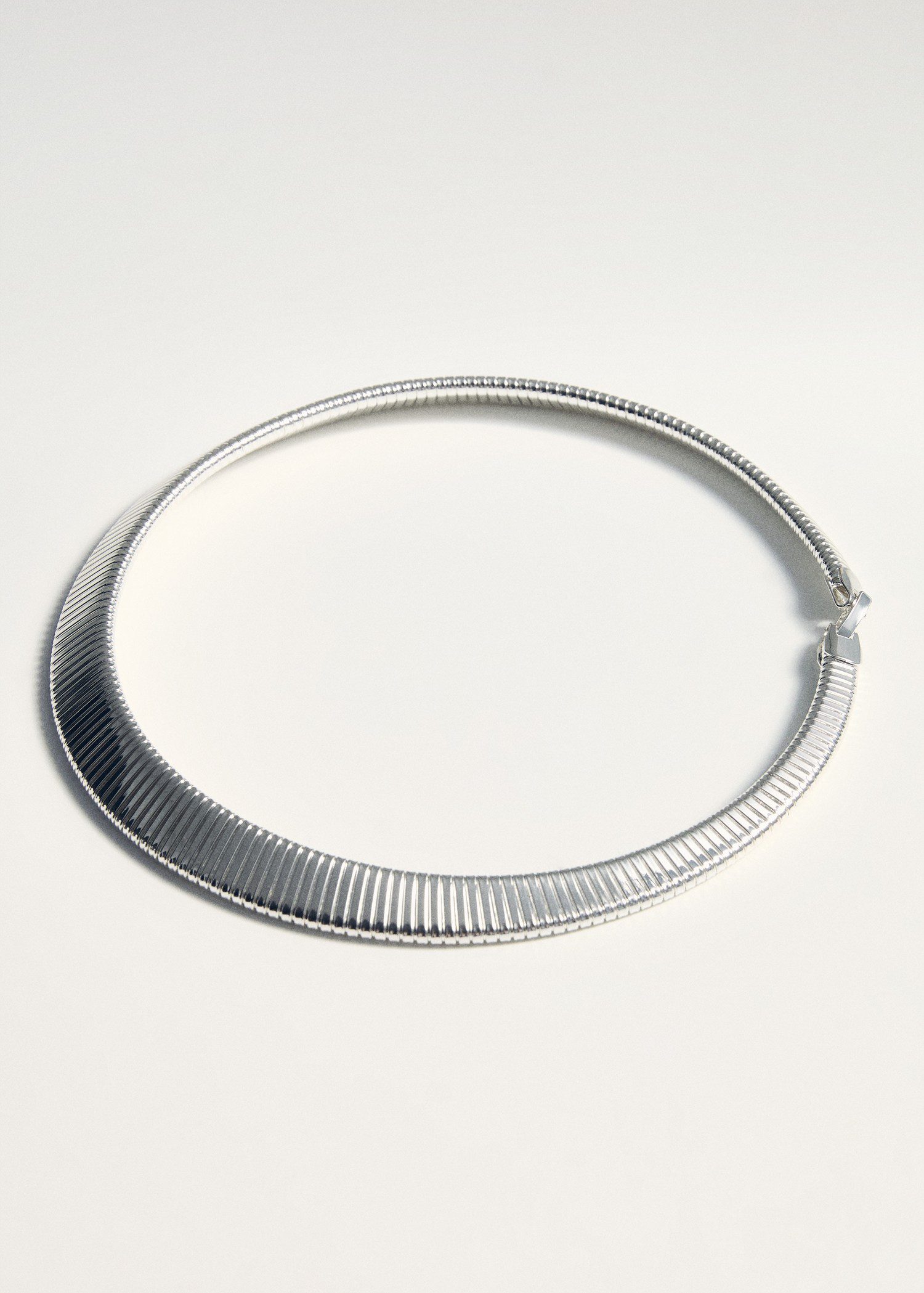 Collar rígido textura