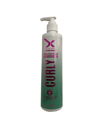 Crema para peinar Curly humecta y define rizos, efecto satinado, suave, natural y prolongado 250g - Xiomara