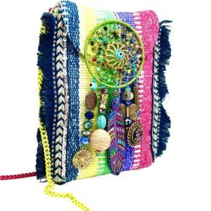Bolsa Multicolor con atrapa sueños bordado cruzada