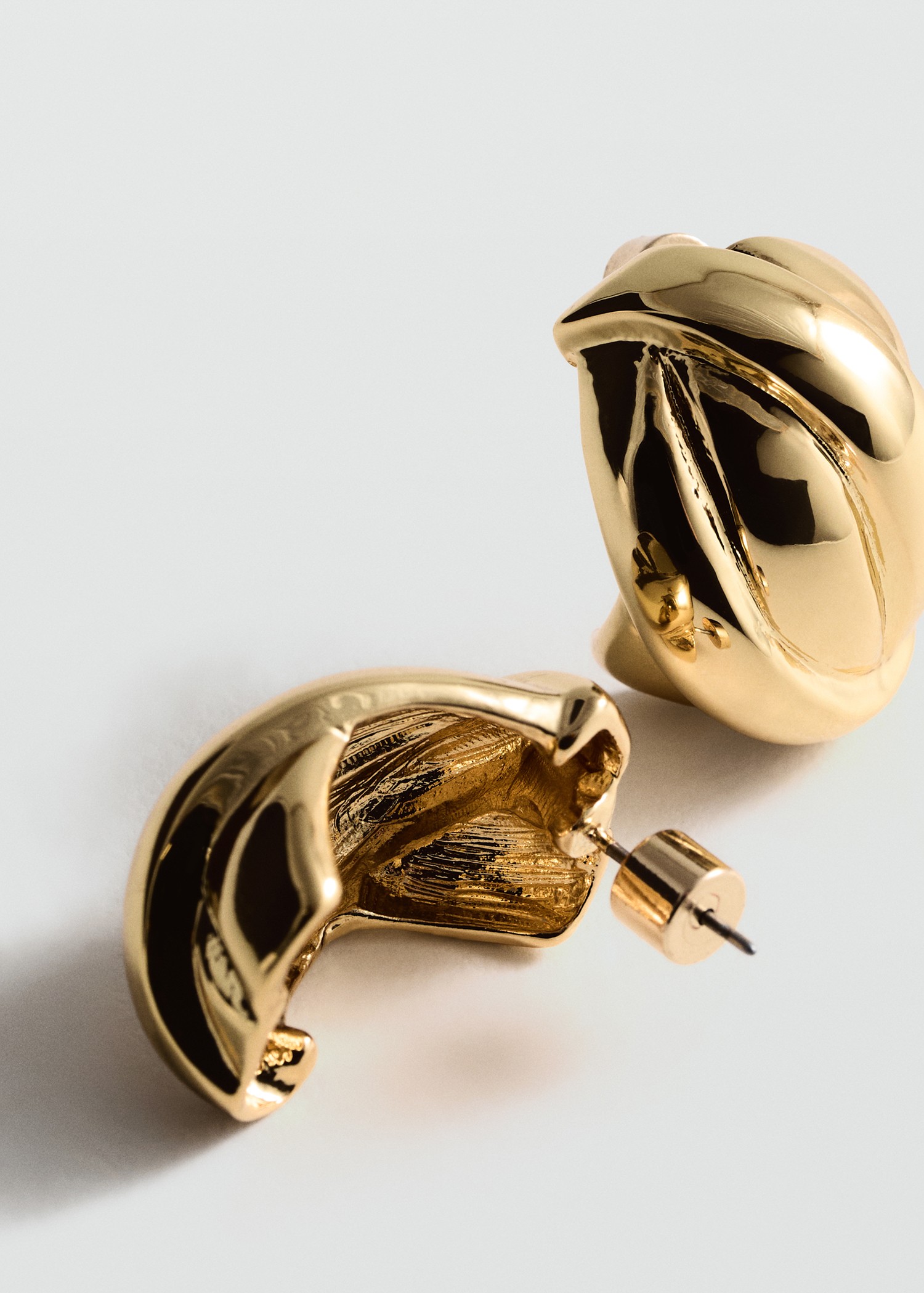 Pendientes entrelazados