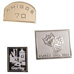 PINS TROQUELADOS DE METAL REX med. 2.5 cms